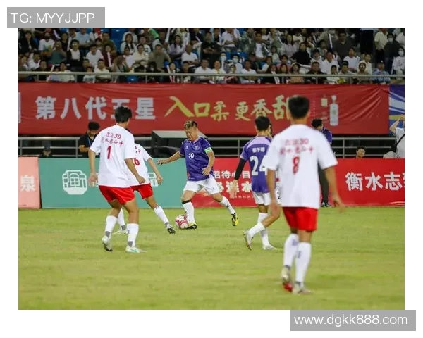 15号球衣的足球明星们盘点及其辉煌成就解析